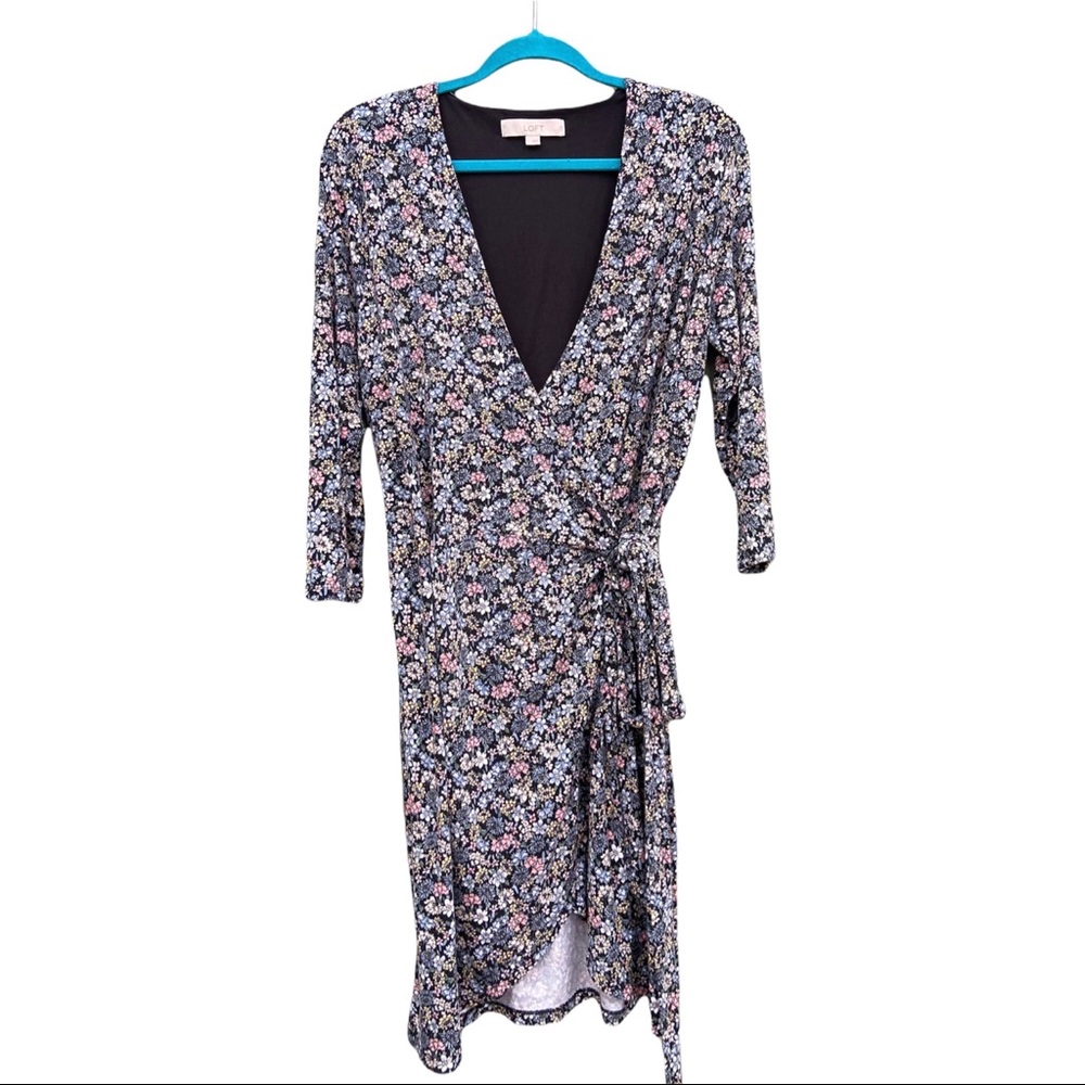 🌸LOFT Calico Floral Print Wrap Dress🌸